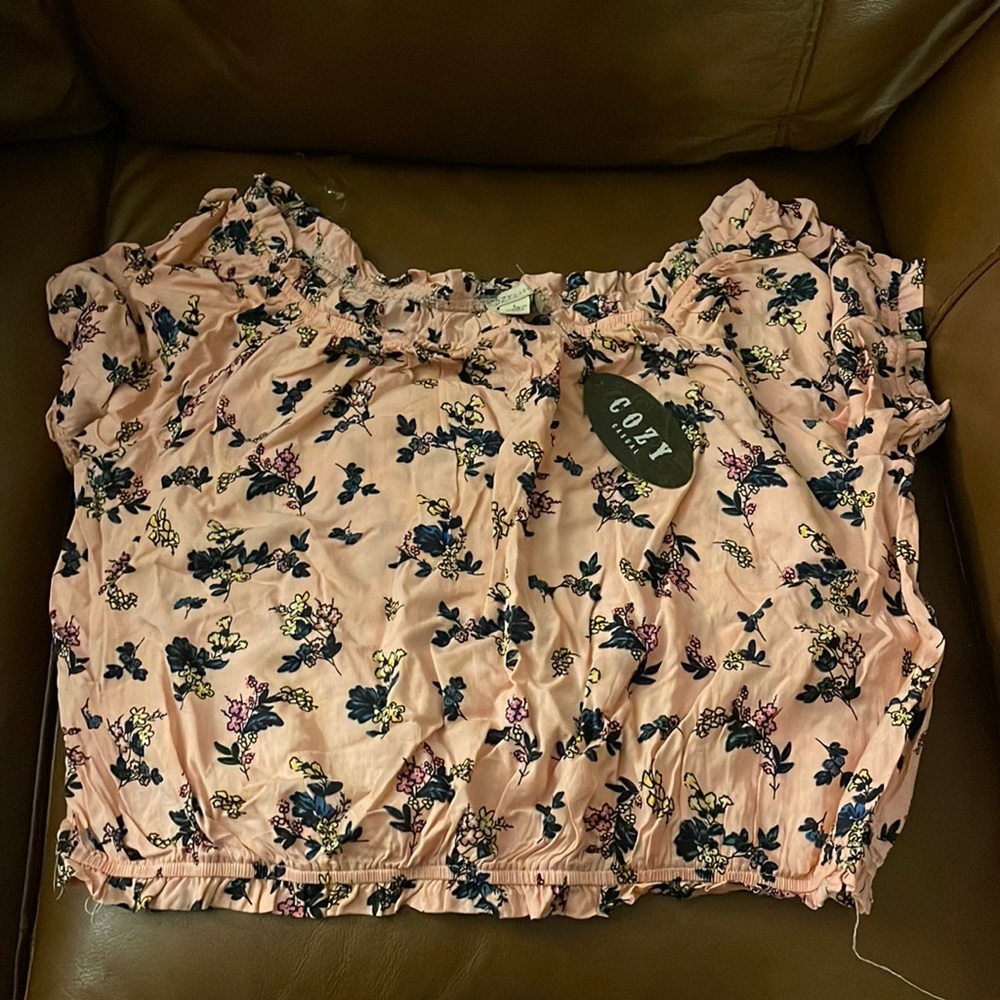 Cropped summer top